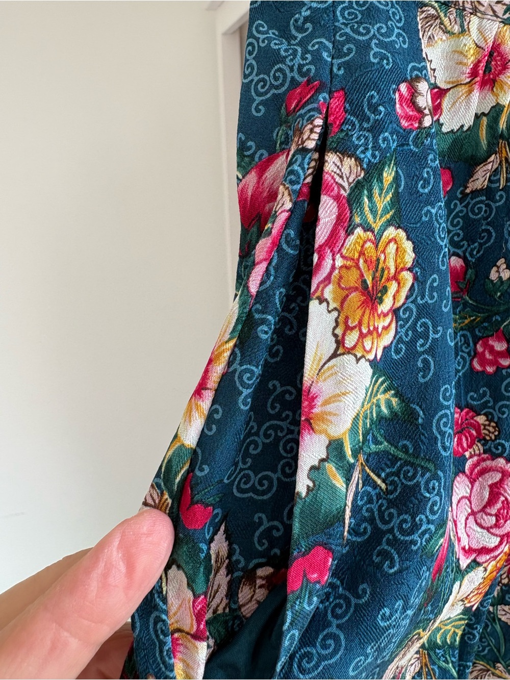 Alcott & Andrews 100% Silk Floral Midi Skirt Vintage Cottagecore Whimsigoth - Picture 3 of 9